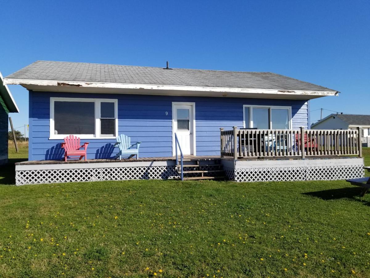 Blue Spruces Cottages Hampton Exterior photo